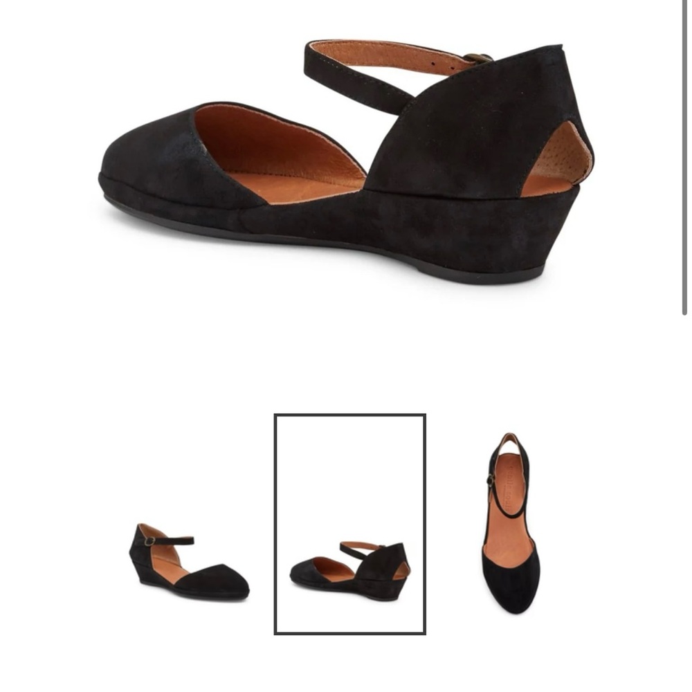 Gentle Souls Noa Star Black Suede Wedge size 9